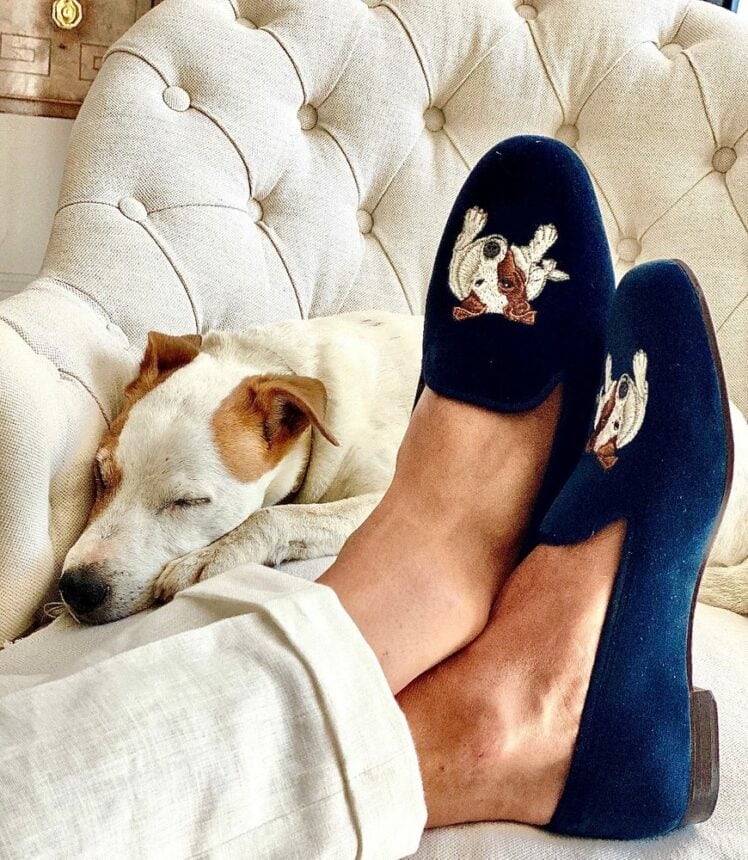 AK MC Bertie Portrait Chausson en velours brodé